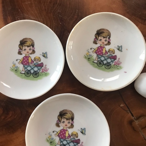 Kids Tea Party Kit Marked ‘Japan’ - Picture 4 of 17